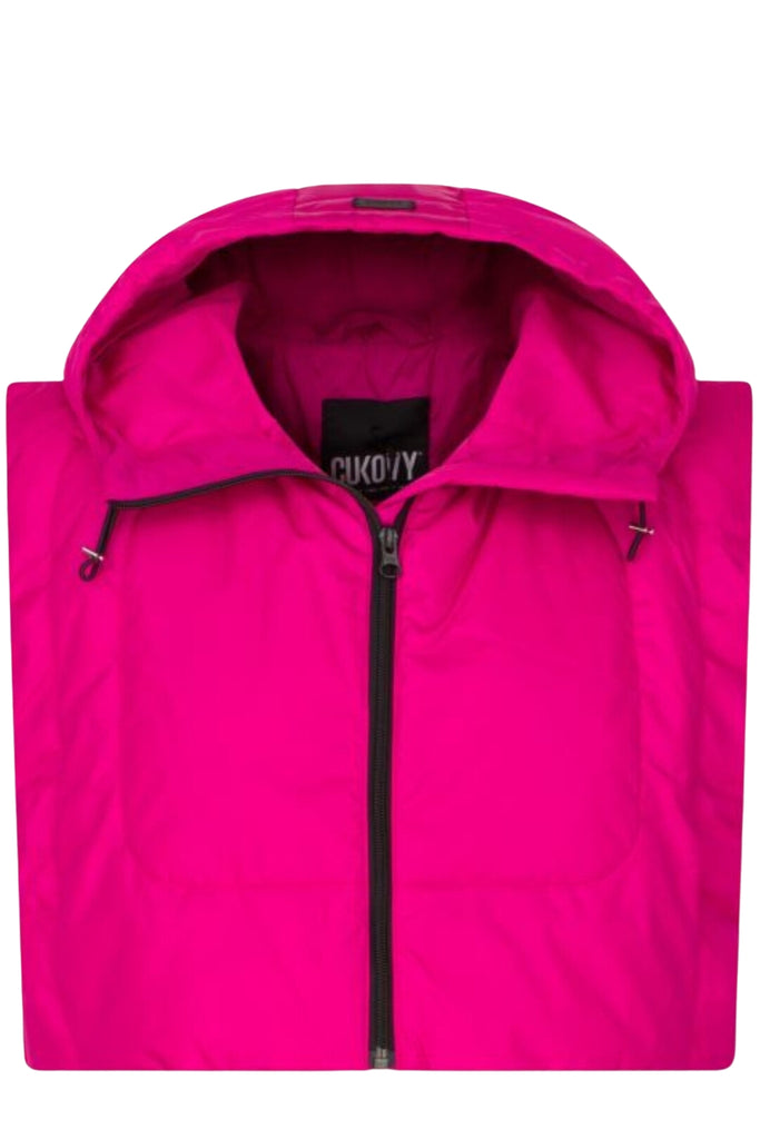 The cropped puffer ace-vest in hot pink colour from the brand CUKOVY