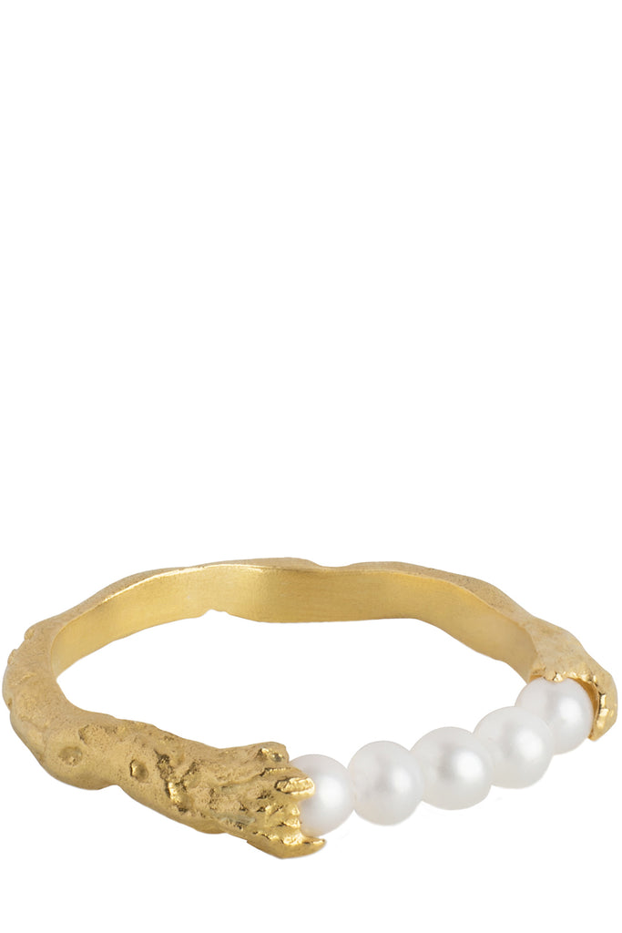 The Ailana ring in gold and pearl colour from the brand ENAMEL COPENHAGEN