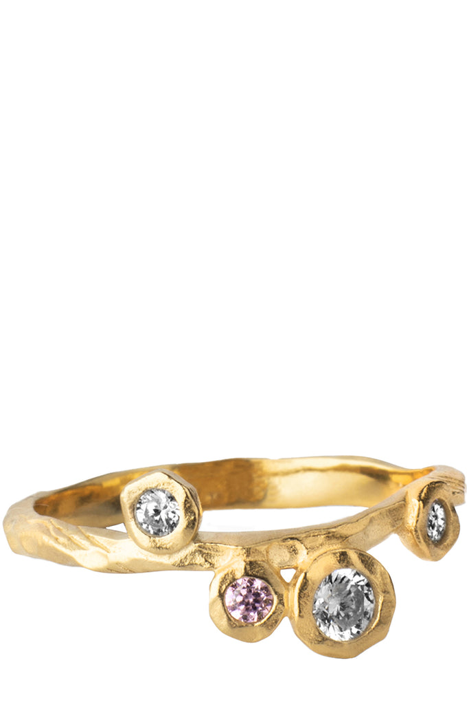 The rose ring in gold colour from the brand ENAMEL COPENHAGEN