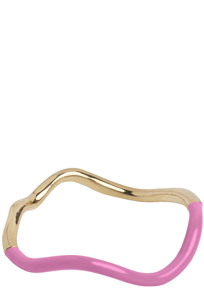 The sway ring in gold and pink colour from the brand ENAMEL COPENHAGEN