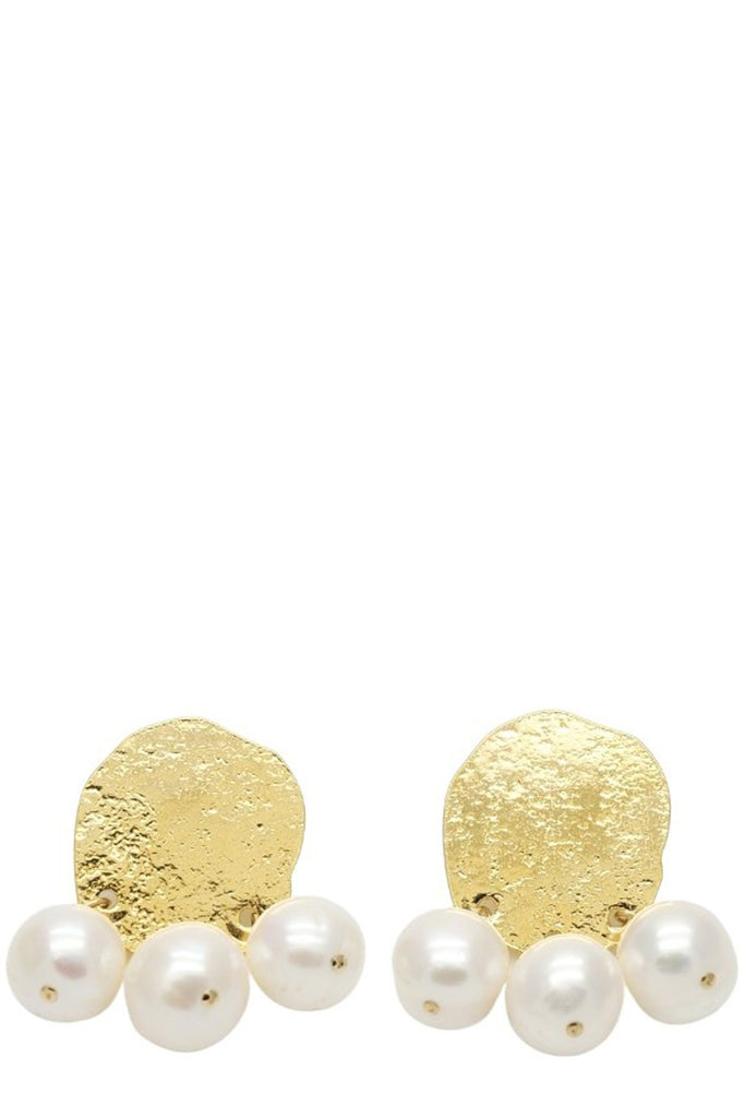 The Rosa No.1 pearl earrings in gold color from the brand GISEL B.