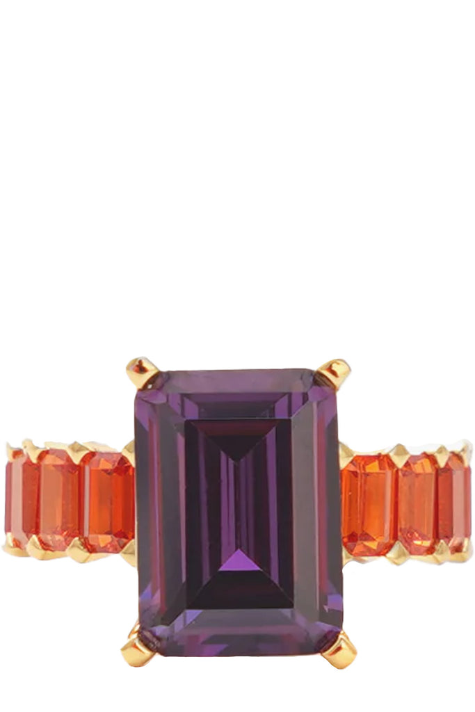 The ultra ring in gold and purple colours from the brand IZABEL DISPLAY