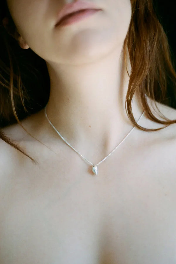 Venus Pearl Silk Necklace With Box Chain