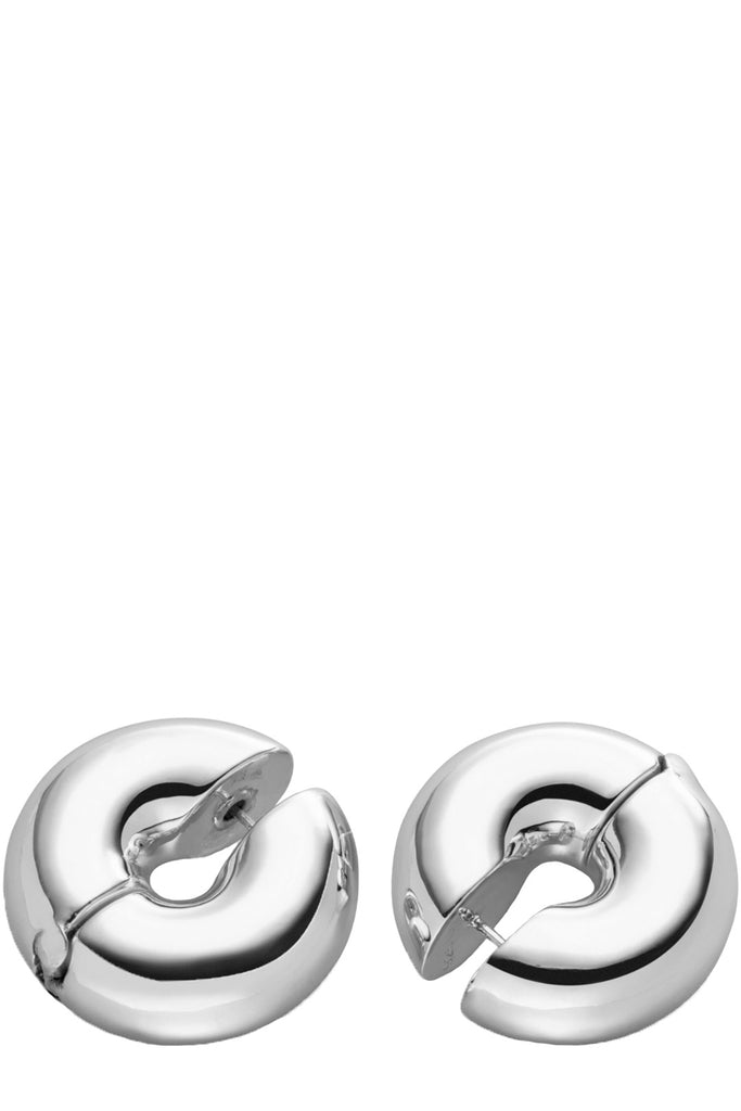 The Stratus hoop earrings in silver colour from the brand UNCOMMON MATTERS