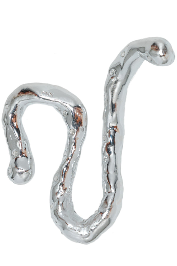 the Shining Mist On Sliding Silvery Snake in silver colour from the brand UTO