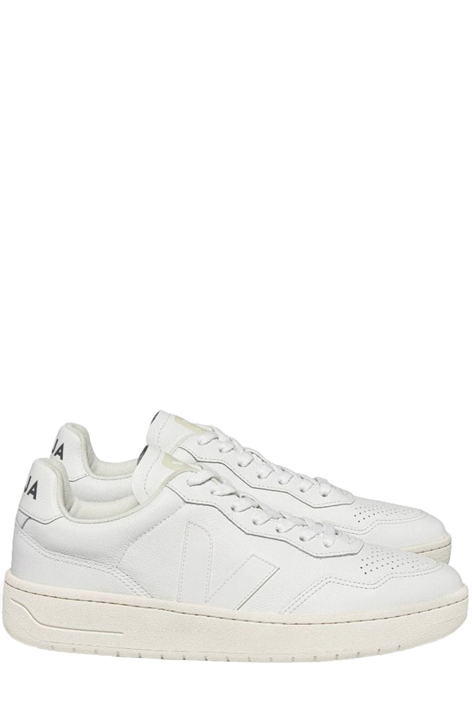 The V-90 organic-traced leather sneakers in extra white color from the brand VEJA