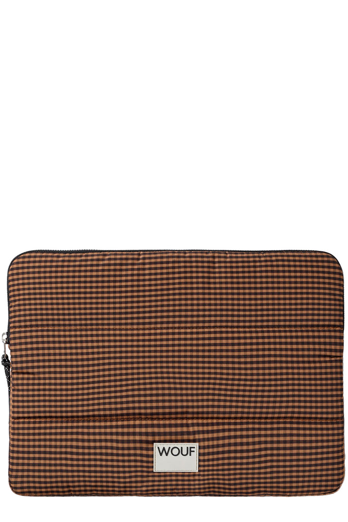 The Camille laptop case in brown color from the brand WOUF